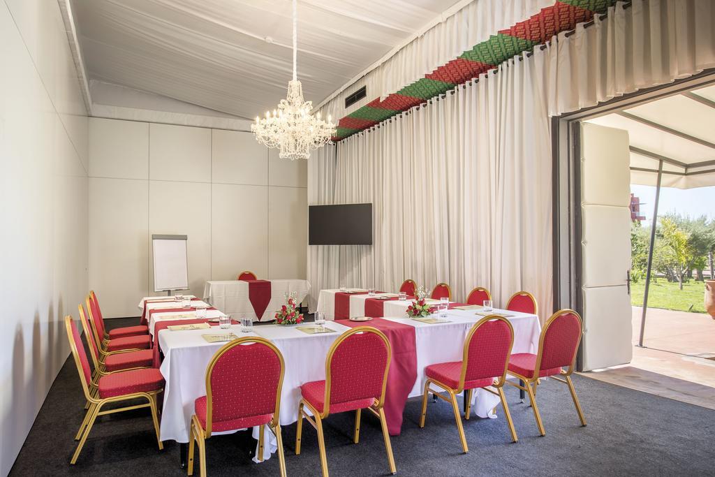 เลอ วีซีร์ ซองทร์ ปาร์ก แอนด์ รีสอร์ต Hotel Dar Caid Layadi ภายนอก รูปภาพ